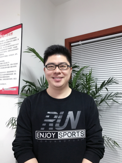 1525248315635106.png 董方方.png